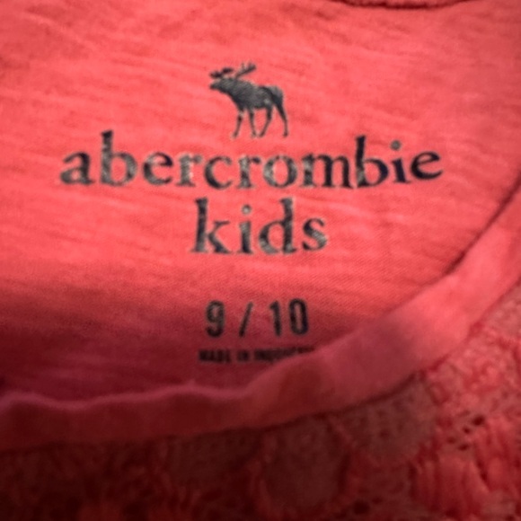 Girls short sleeve/tank bundle (Dec55) - Picture 4 of 14